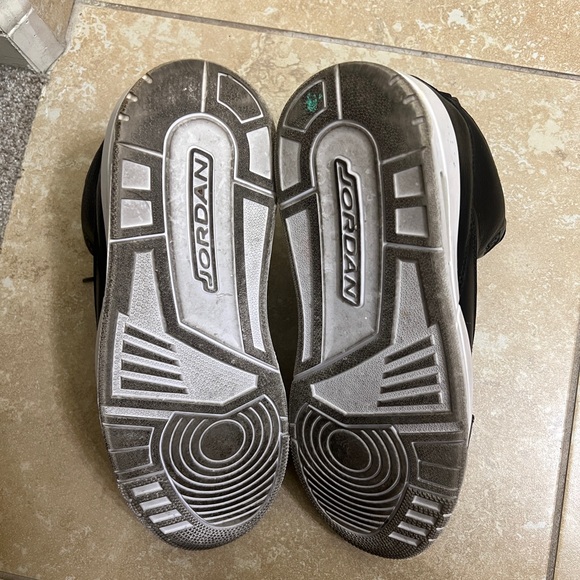 Jordan 3 'Cyber Monday' Size 11 - Picture 4 of 6